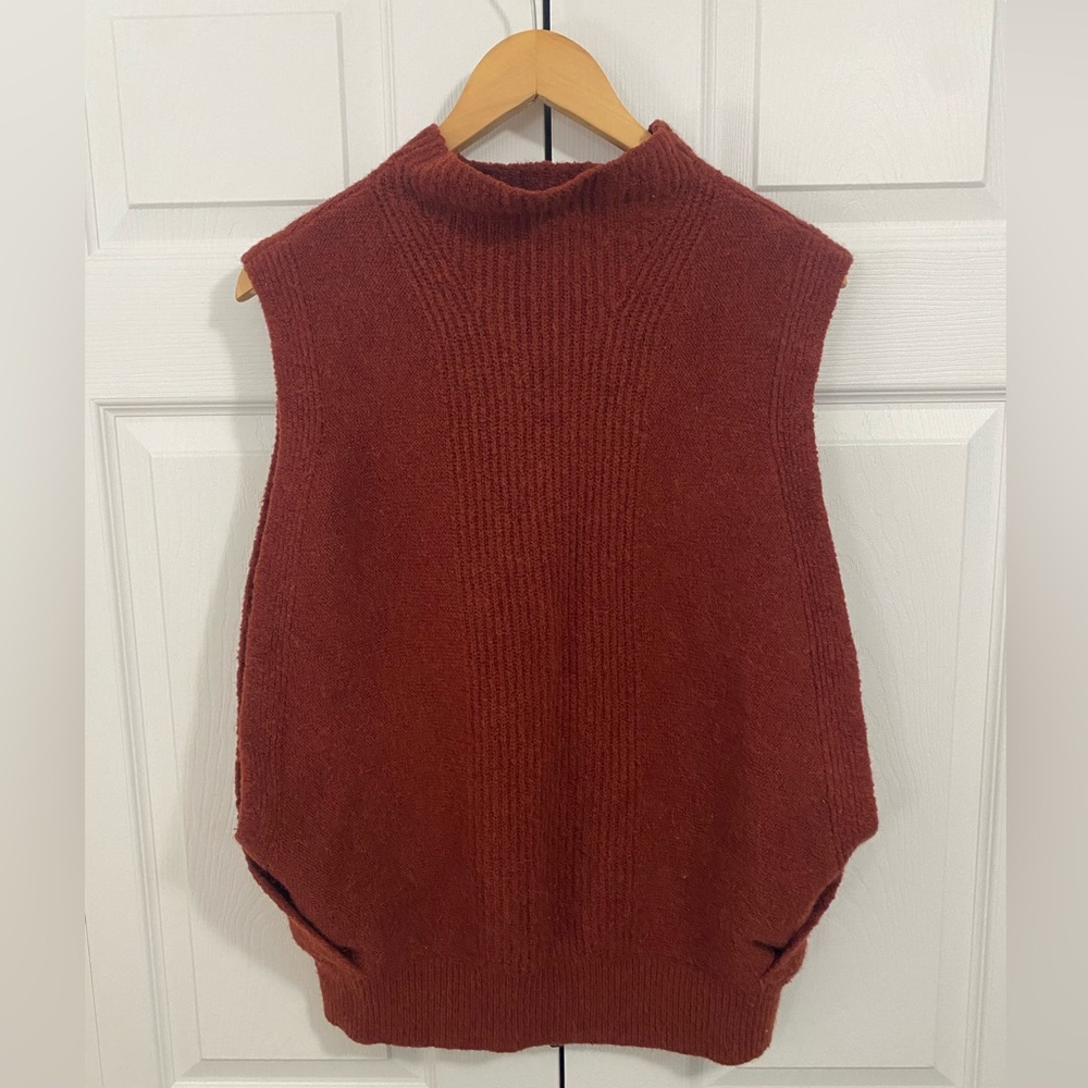 Beautiful BR Sweater Vest